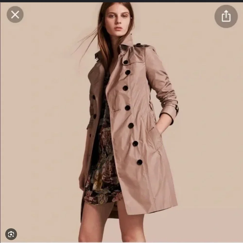 New Burberry Trench Coat Size 2 - Picture 2 of 16